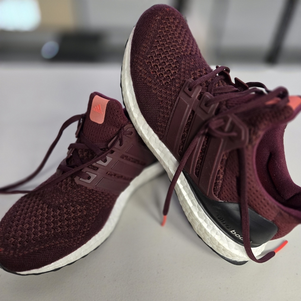 ADIDAS Ultraboost Limited AF5836 Women's Sz 8/Mens 7 Maroon Like NEW